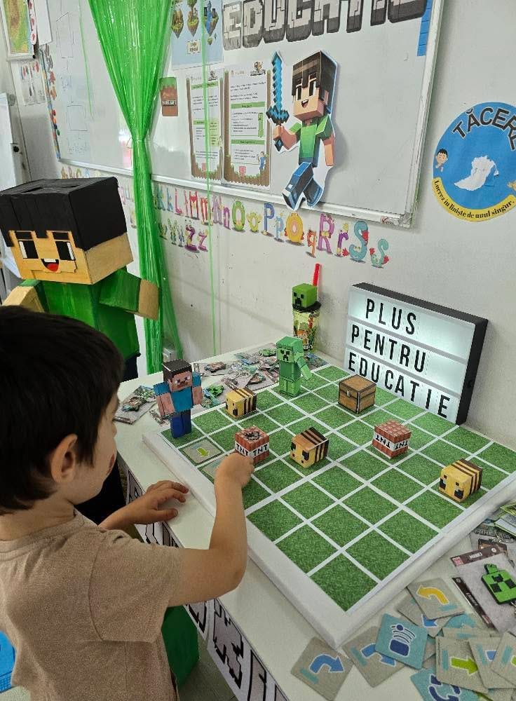 Fotografie de la activitate — Atelier Minecraft educațional — programare prin joc