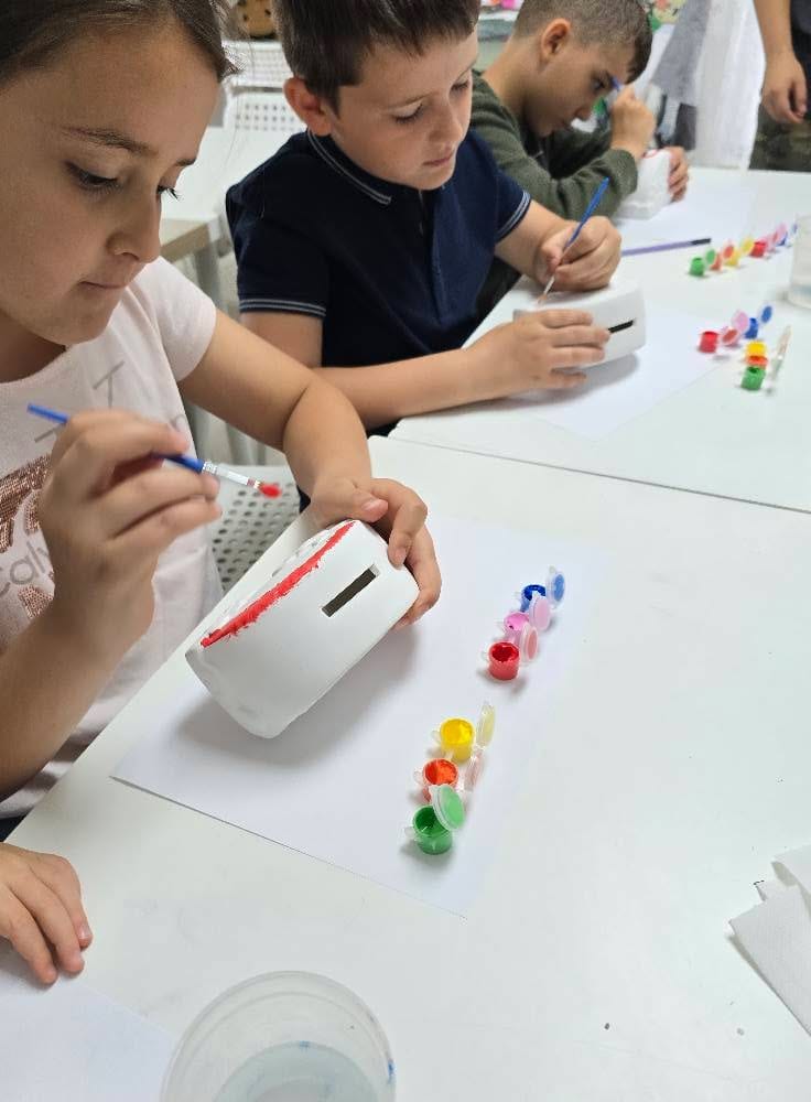Fotografie de la activitate — Educația financiară pe înțelesul copiilor — primul atelier gratuit