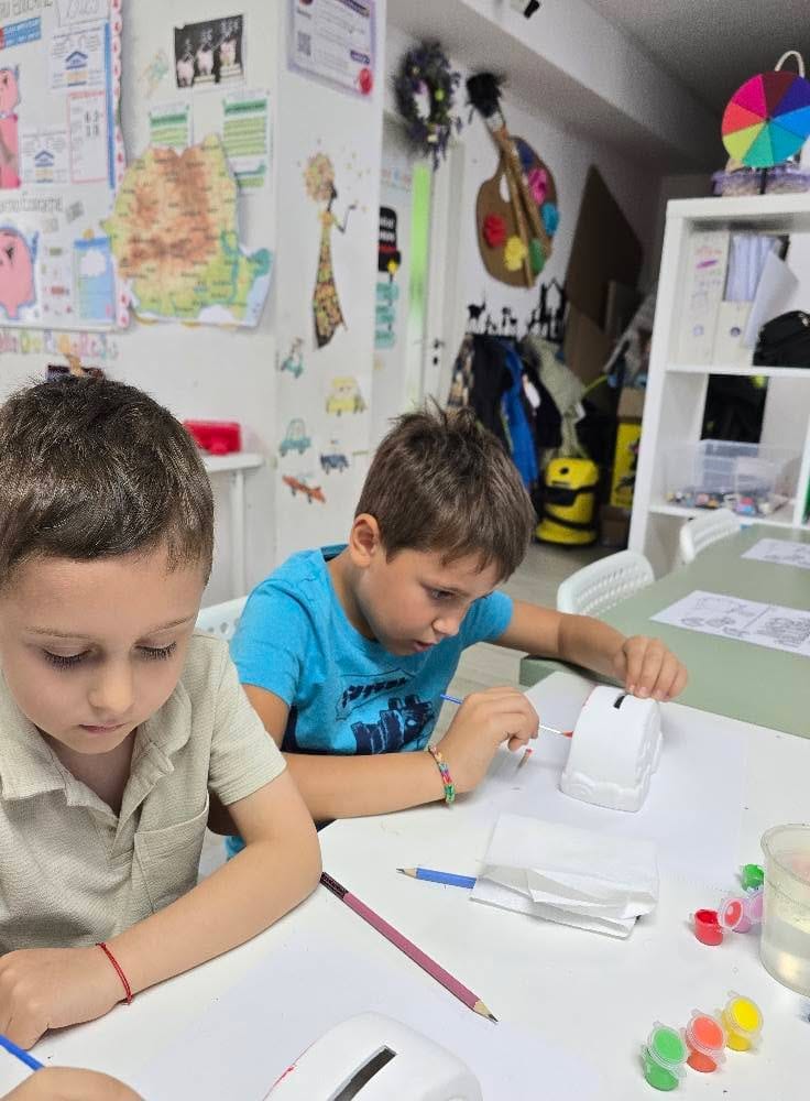 Fotografie de la activitate — Educația financiară pe înțelesul copiilor — primul atelier gratuit
