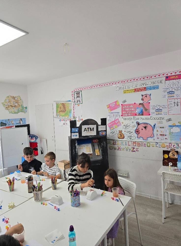 Fotografie de la activitate — Educația financiară pe înțelesul copiilor — primul atelier gratuit