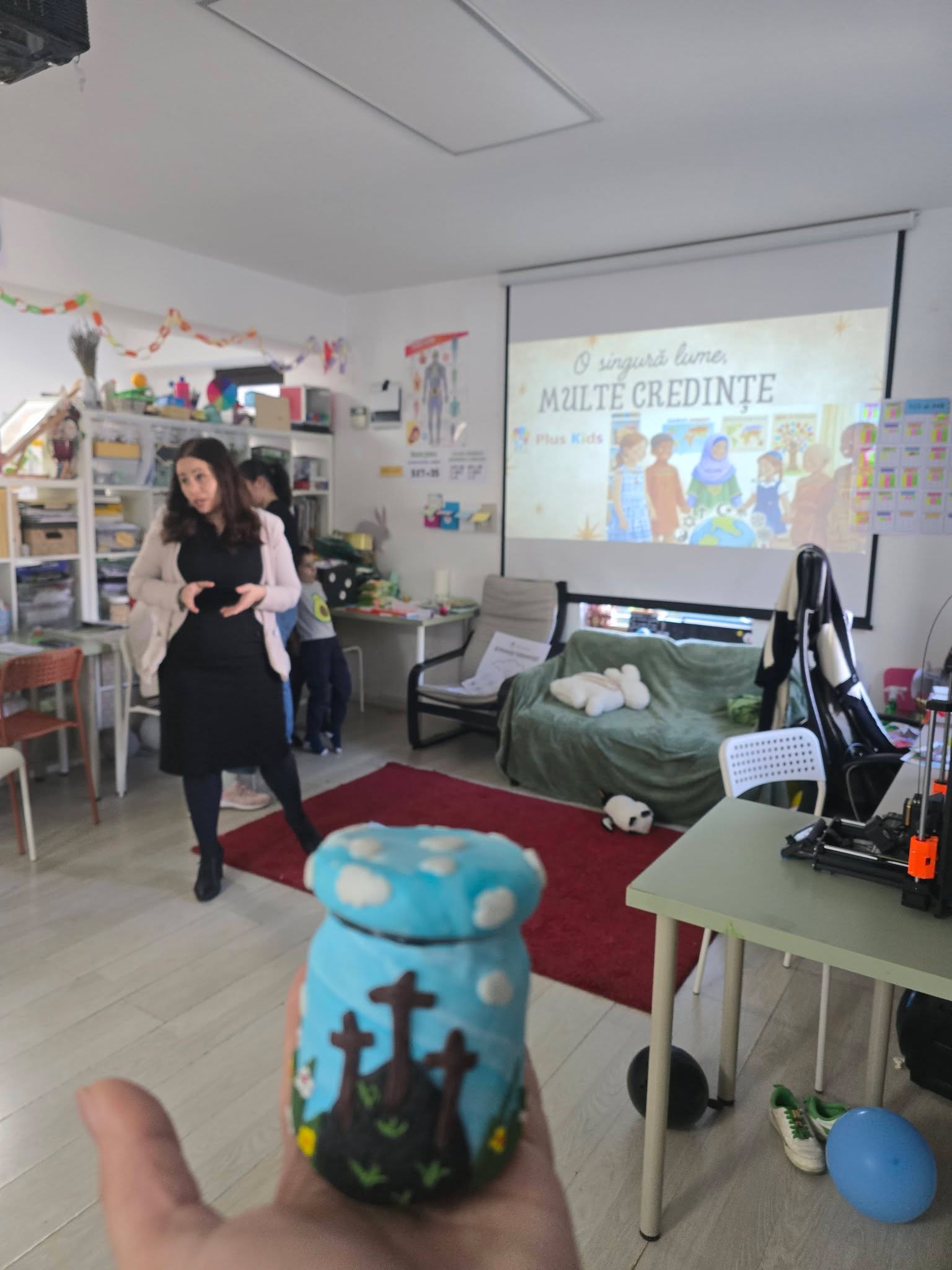 Fotografie de la activitate — „Marile religii ale lumii” — atelier de Paște