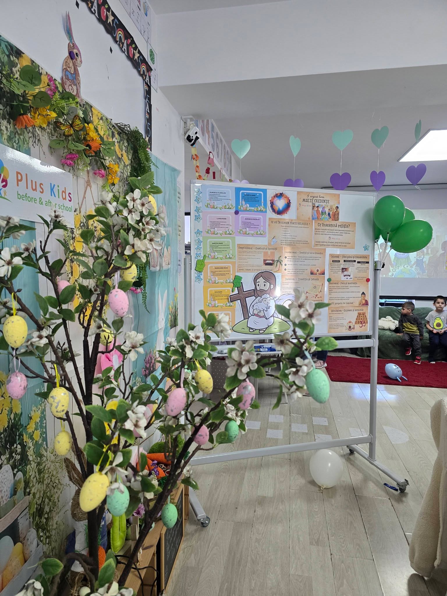 Fotografie de la activitate — „Marile religii ale lumii” — atelier de Paște
