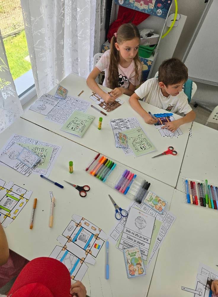 Fotografie de la activitate — Călătorie în jurul lumii — atelier pentru micii exploratori